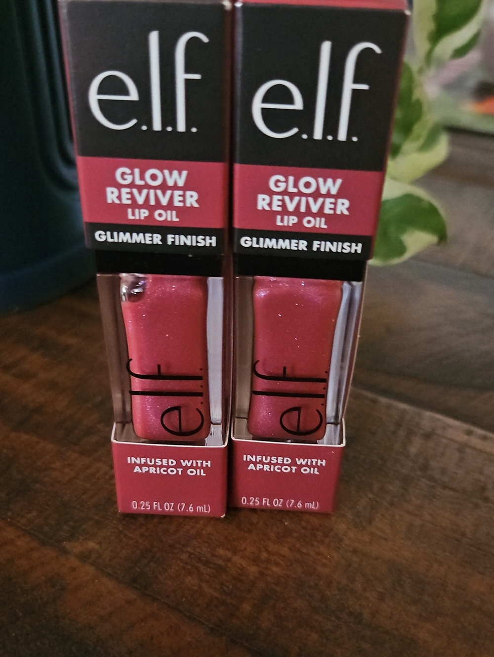 2 pack Glow Reviver Lip Oil -  Glimmer Finish- Devine Wine